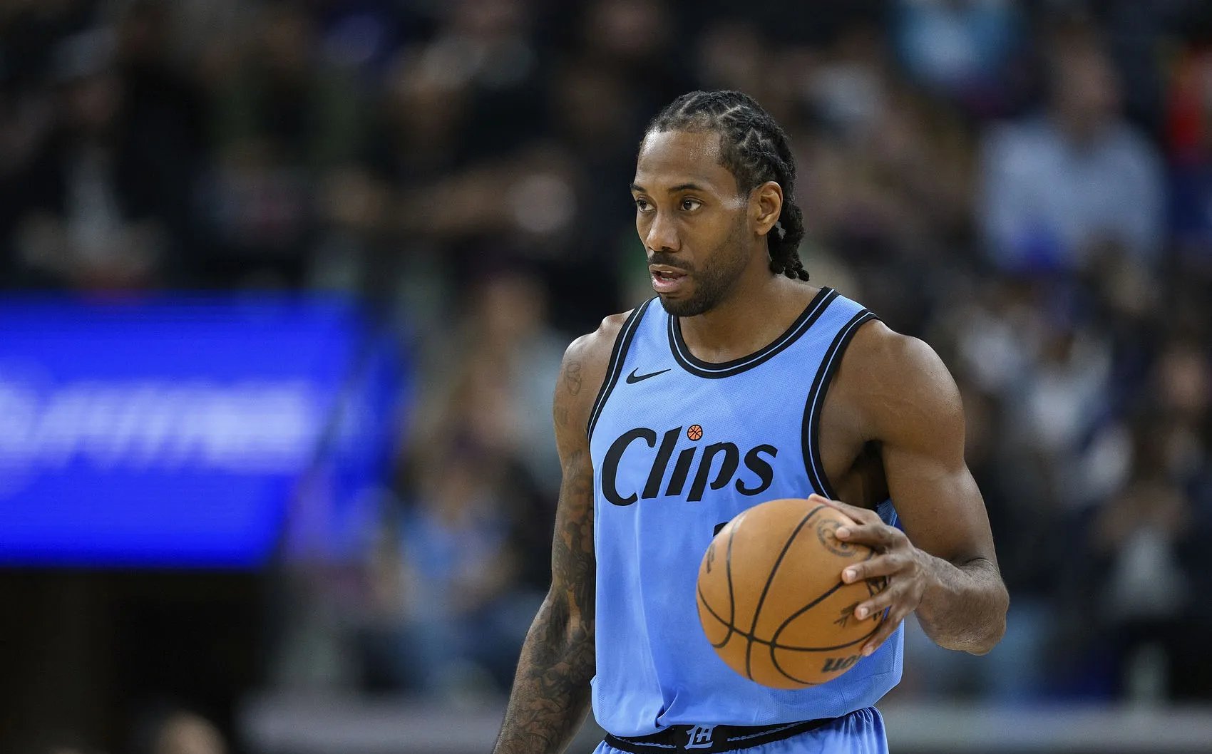 巴特勒连续七场比赛得分超过比赛规则变更，加拿大队不断突破！引发球迷热议的简单介绍