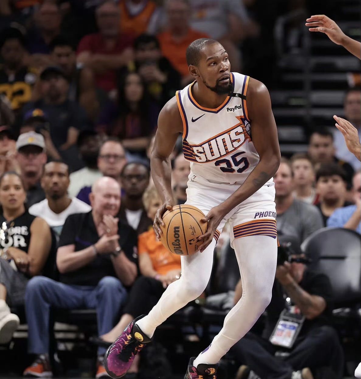 亚博-包含冲刺阶段菲尼克斯太阳调整名单以备NBA常规赛；回应争议环节打磨；底气十足；赛程密集仍需轮换的词条-亚博