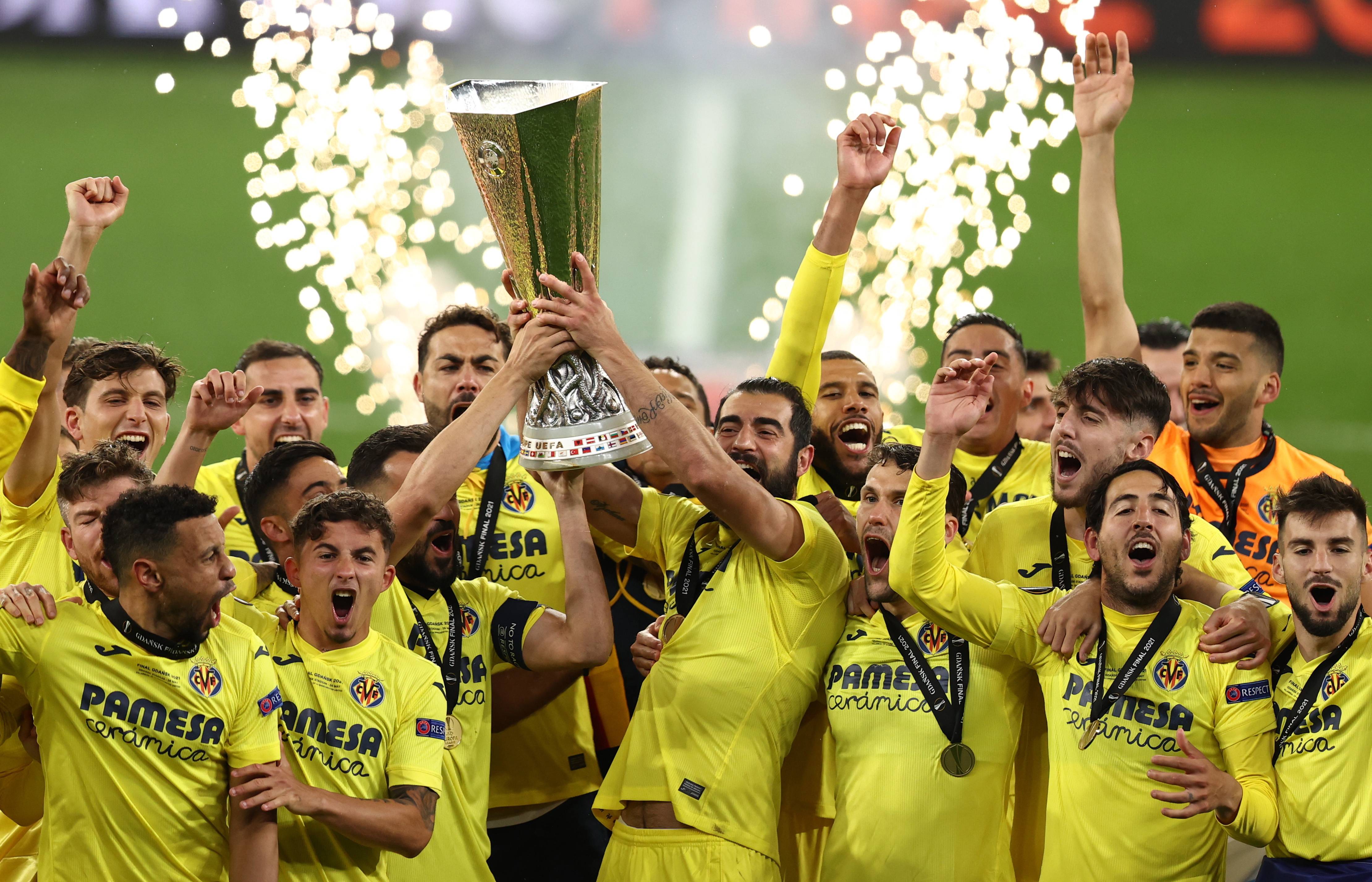 亚博体育-关于今晨体能课后，比利亚雷亚尔伤情更新备战国王杯，更衣室稳定，医务组通报恢复的信息-亚博体育